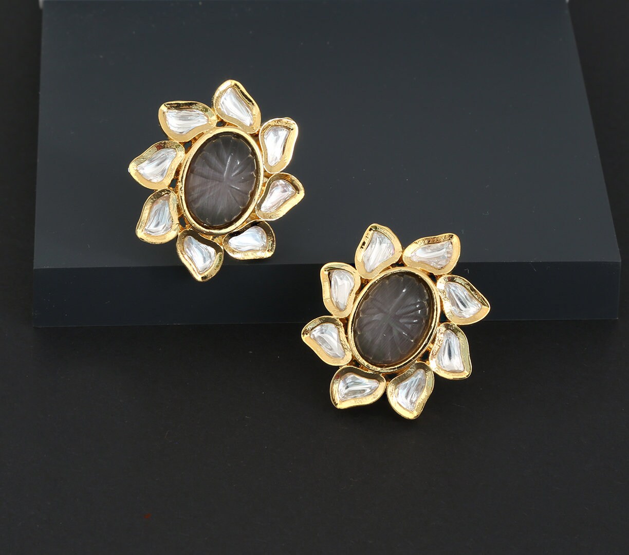 Indian Kundan hand Carved Gold plated Gemstone Stud Earrings