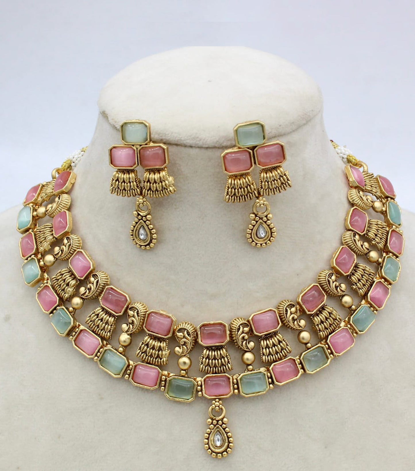 Matte Gold Finish Rajwadi Choker Necklace with Monalisa glass stones | bollywood choker necklace set