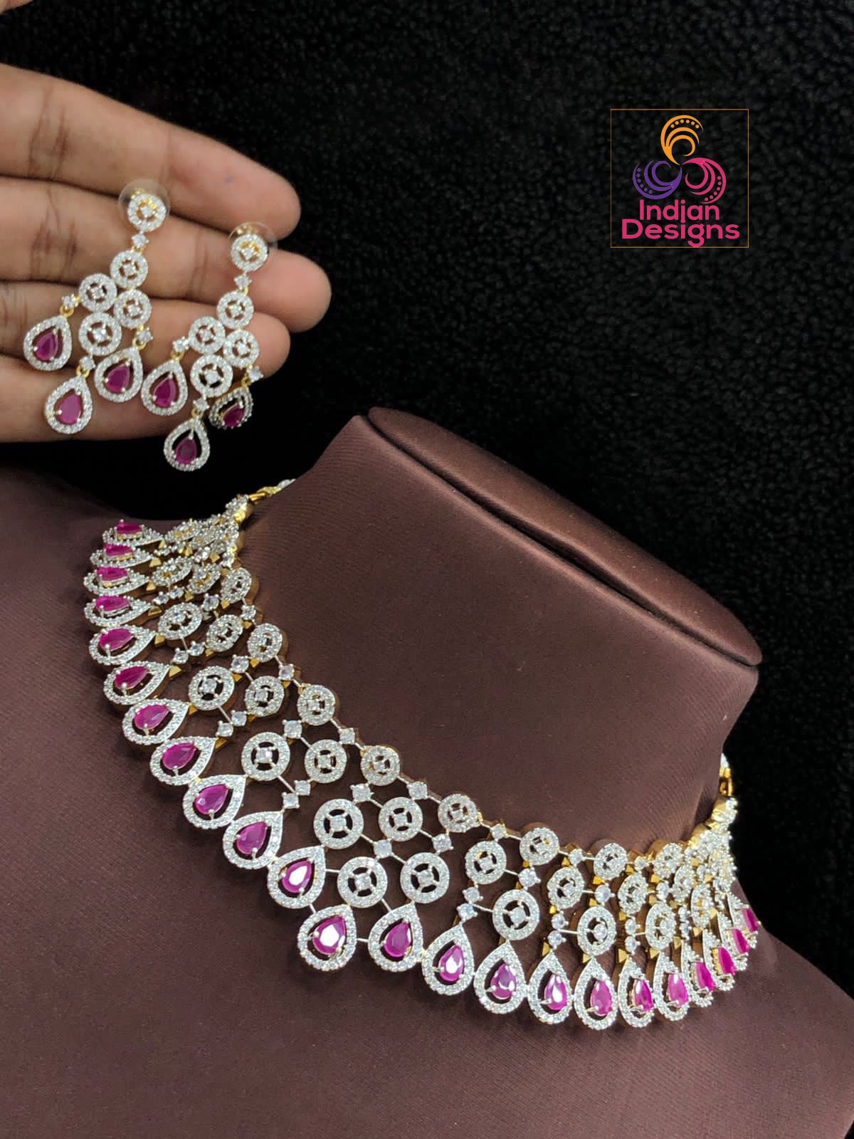 Pink diamond necklace  Pink diamond necklaces, Pink diamond, Diamond  necklace designs