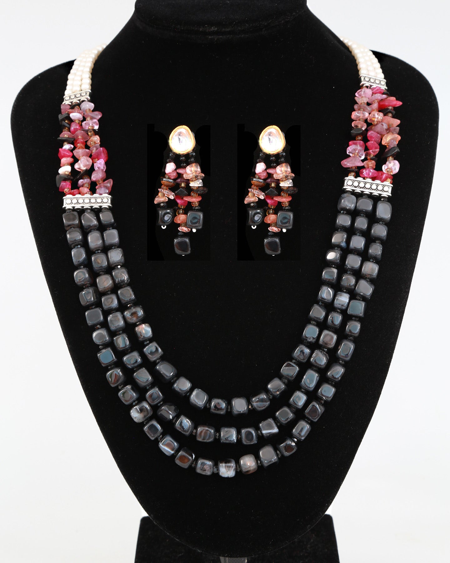 Designer Signed Fairchild Baldwin NYC Bella Black Beads Multi-Strand  Necklace For Sale at 1stDibs | fairchild baldwin necklaces, fairchild  baldwin sale, designer multi strand necklaces