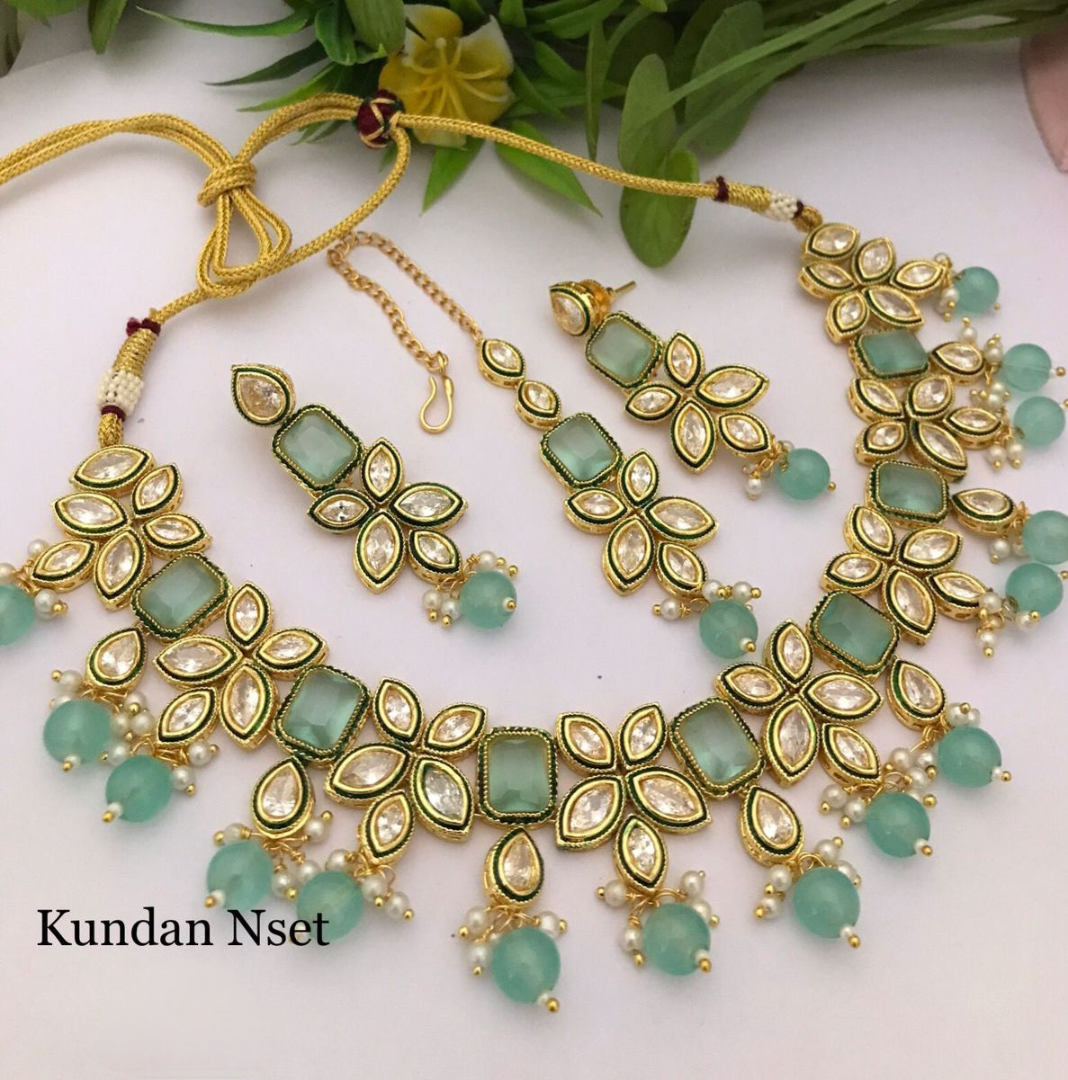 Floral Design Mint Green Gold Kundan Choker set with maang Tikka | Statement Kundan Choker Necklace | Party wear Bridal Wedding set India