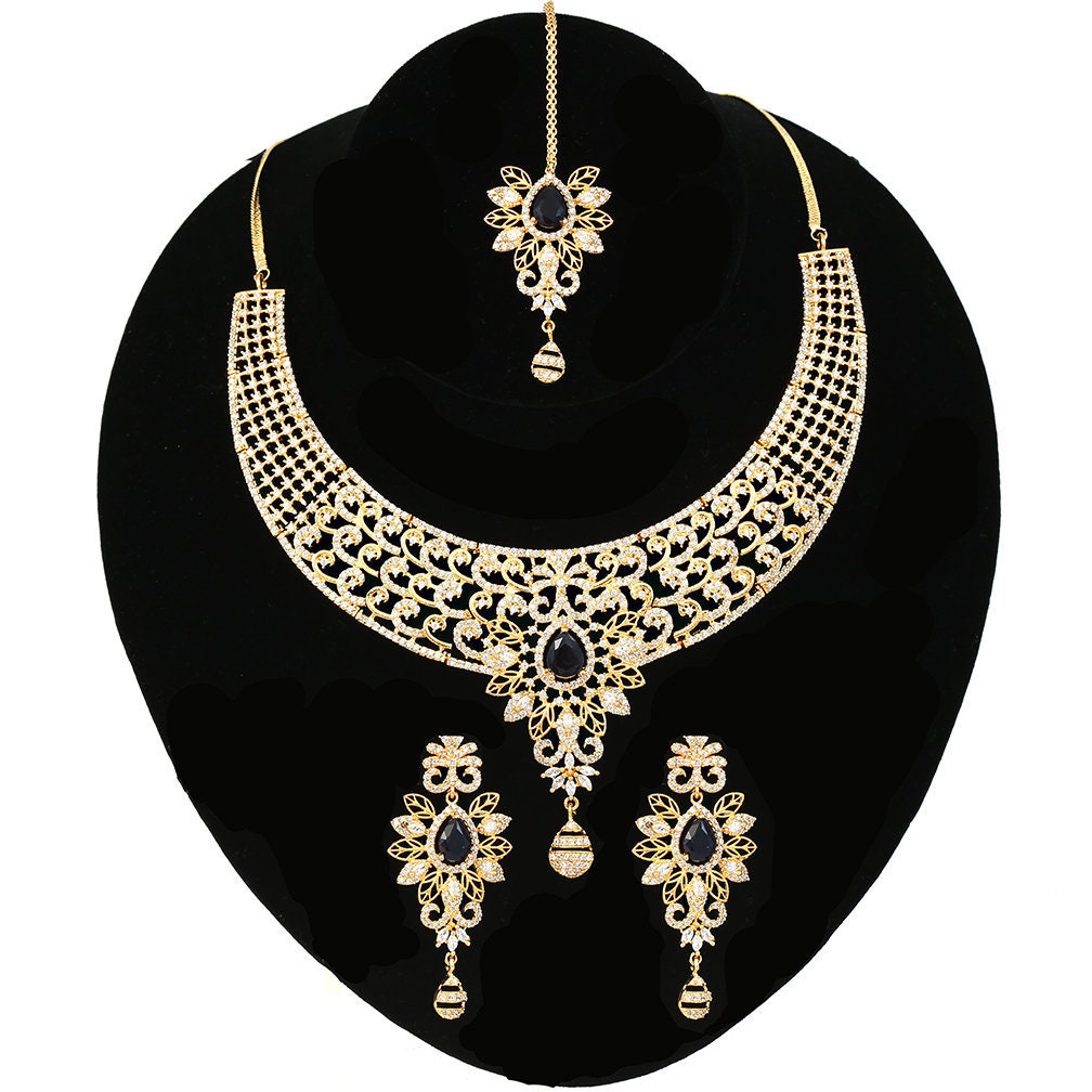 Floral Design CZ White Clear Collar Choker Necklace Earrings set with Maangtikka