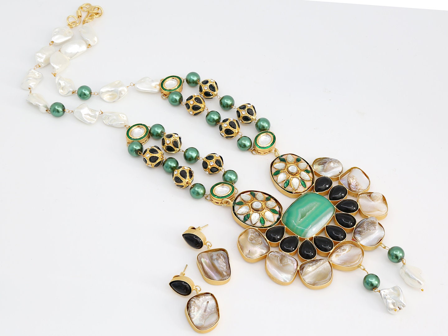 Druzy stone Statement necklace | Long Quality color druzy necklace | Druzy Jewellery India | Mother's Day Gift | gemstone necklace gifts