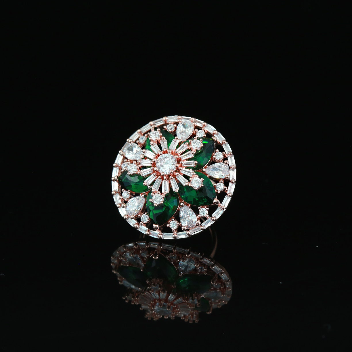 Round Fancy rose gold rings for woman | Round flower cluster cocktail ring | fashion rings for women | fashion cocktail trendy party rings