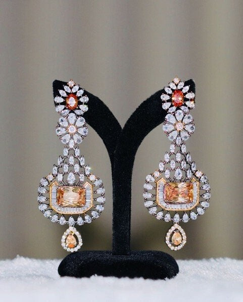 Crystal Antique Clear Sparkling fashion chandelier earrings for prom, bridesmaids
