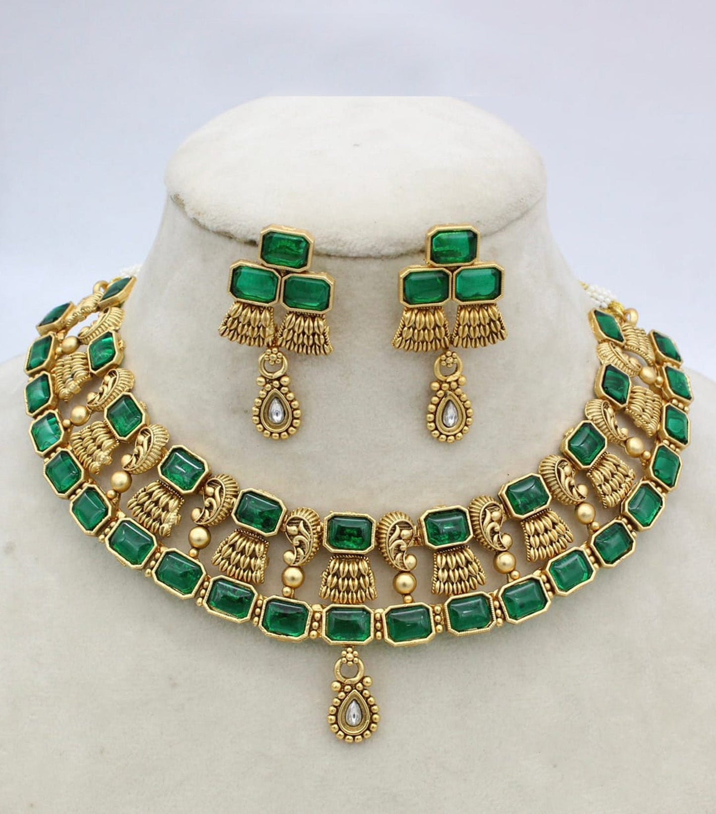 Matte Gold Finish Rajwadi Choker Necklace with Monalisa glass stones | bollywood choker necklace set
