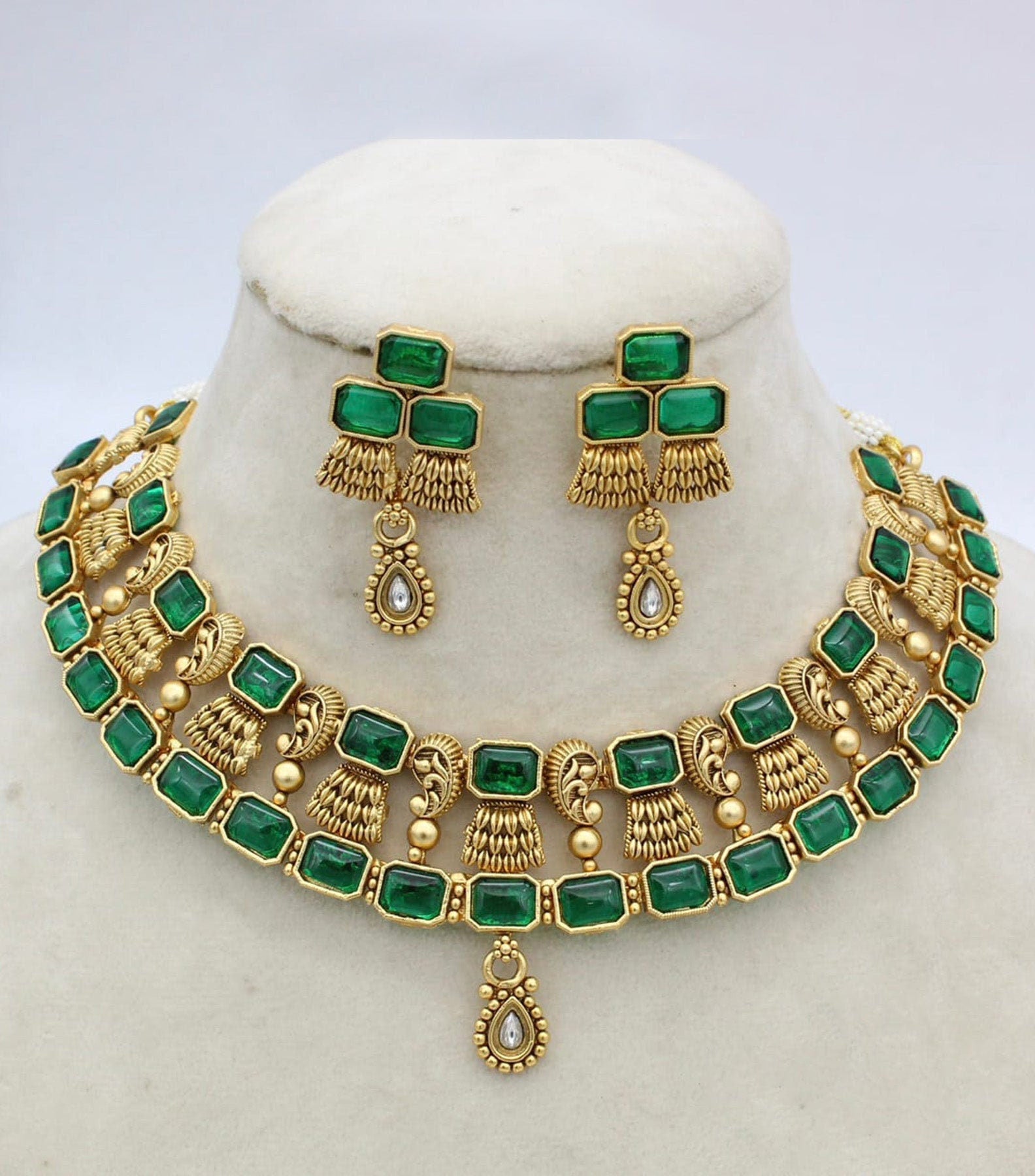 Matte Gold Finish Rajwadi Choker Necklace with Monalisa glass stones | bollywood choker necklace set