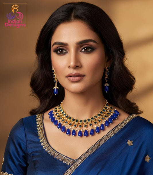 Beaded blue necklace