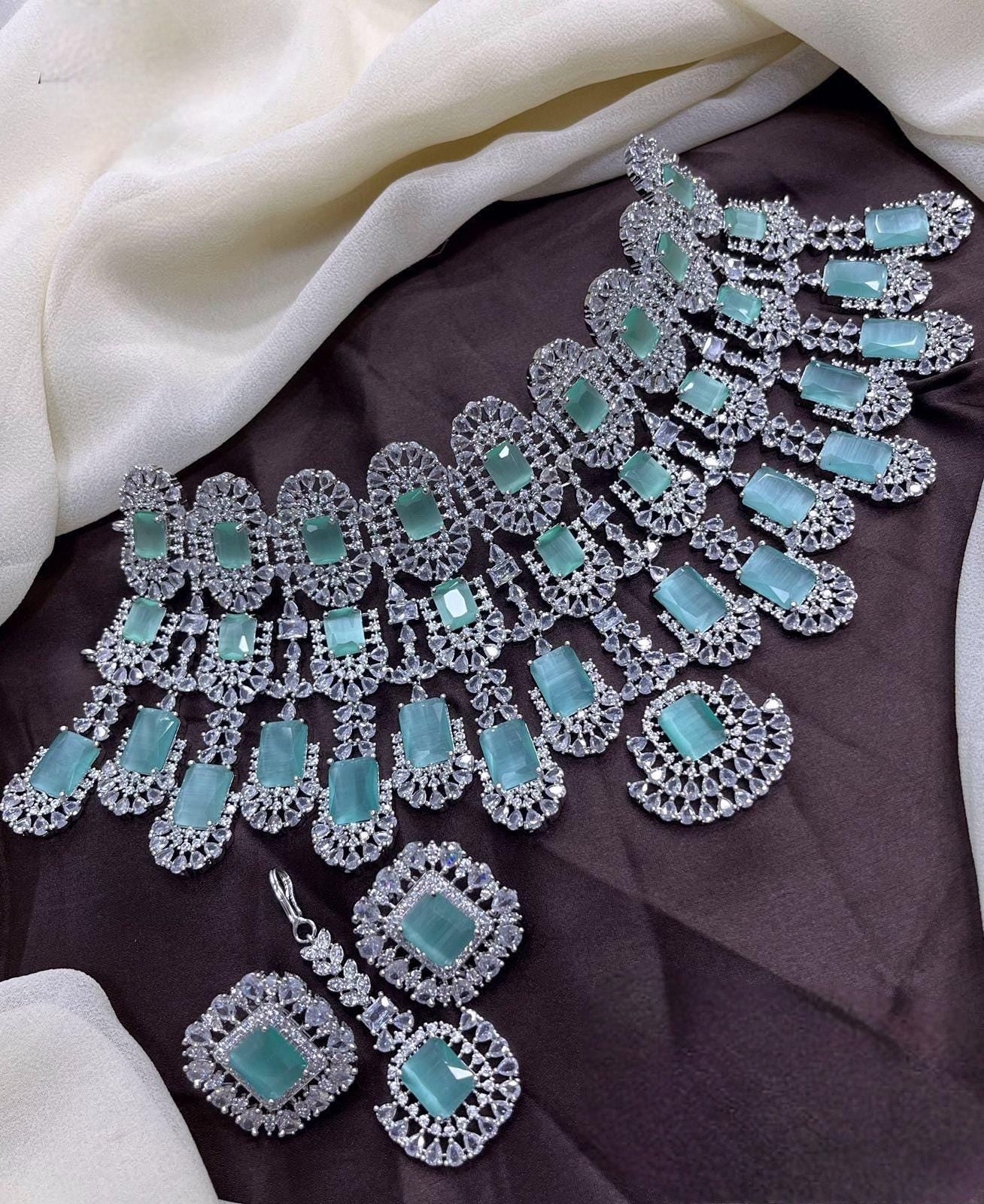 Kiara Advani Wedding Choker Necklace|Bollywood Wedding Jewelry|Emerald CZ Diamond Necklace|Green stone Statement American diamond Bridal set