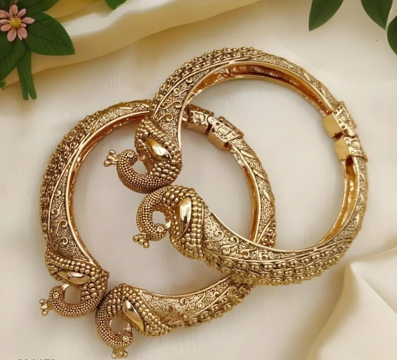 Gold Kada bangles 2Pcs| Traditional Antique Style Indian bangles bracelet| Women’s kada jewelry| South Indian Bangles bracelet| Gift for her