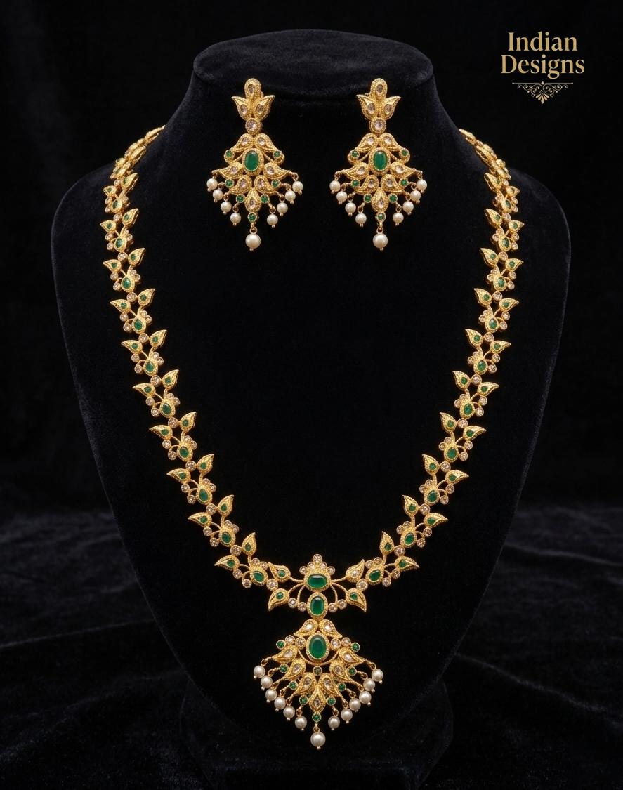 Emerald Green Bridal Necklace Set| Indian Wedding Jewelry| Kundan Style Gold Tone Necklace| Green Stone Earrings| Indian Bridal Jewelry