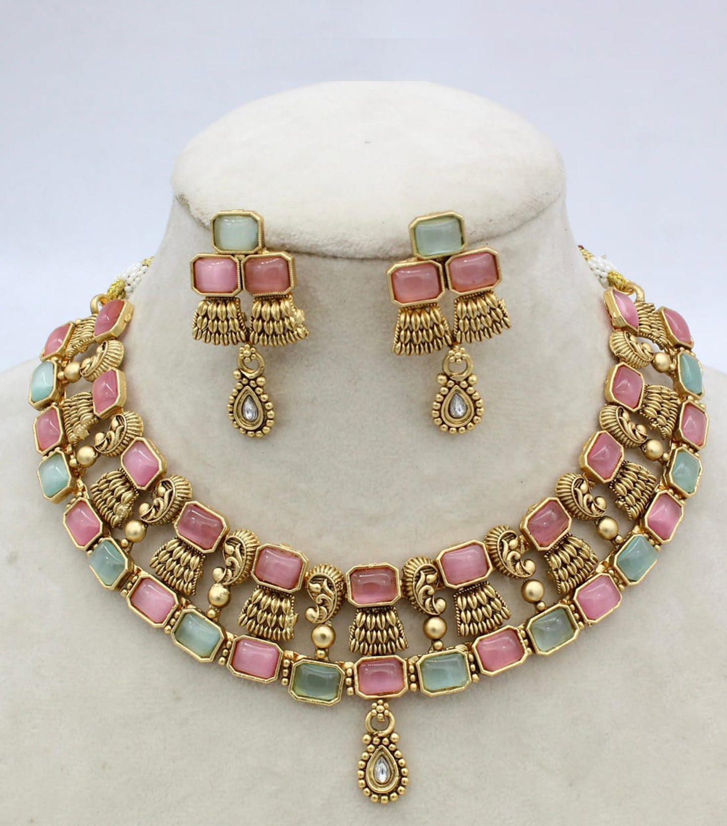 Matte Gold Finish Rajwadi Choker Necklace with Monalisa glass stones | bollywood choker necklace set