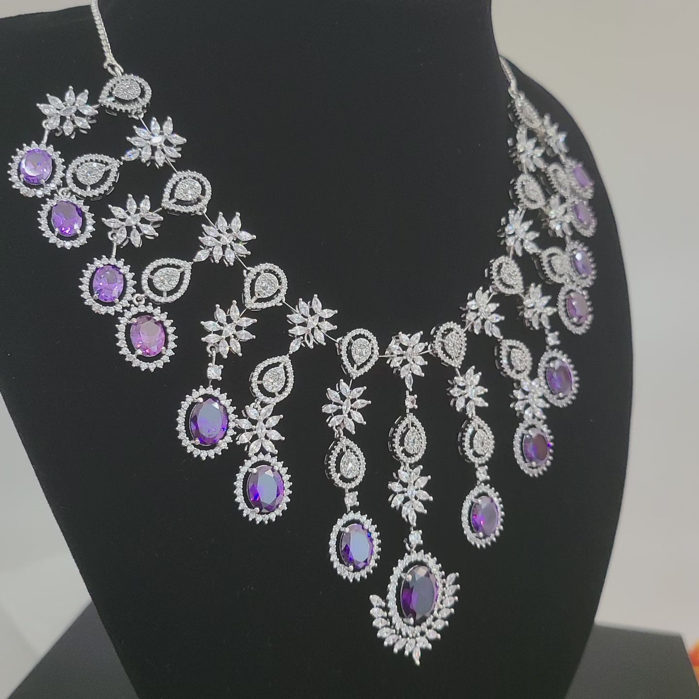 Sparkling Crystal Bridal Bridal Jewellery Set Silver With Silver Diamonds  Available Includes Necklace, Dangle Earrings, And Statement Necklaces  Perfect For Brides And Bridemaids From Commo_dpp, $3.63 | DHgate.Com