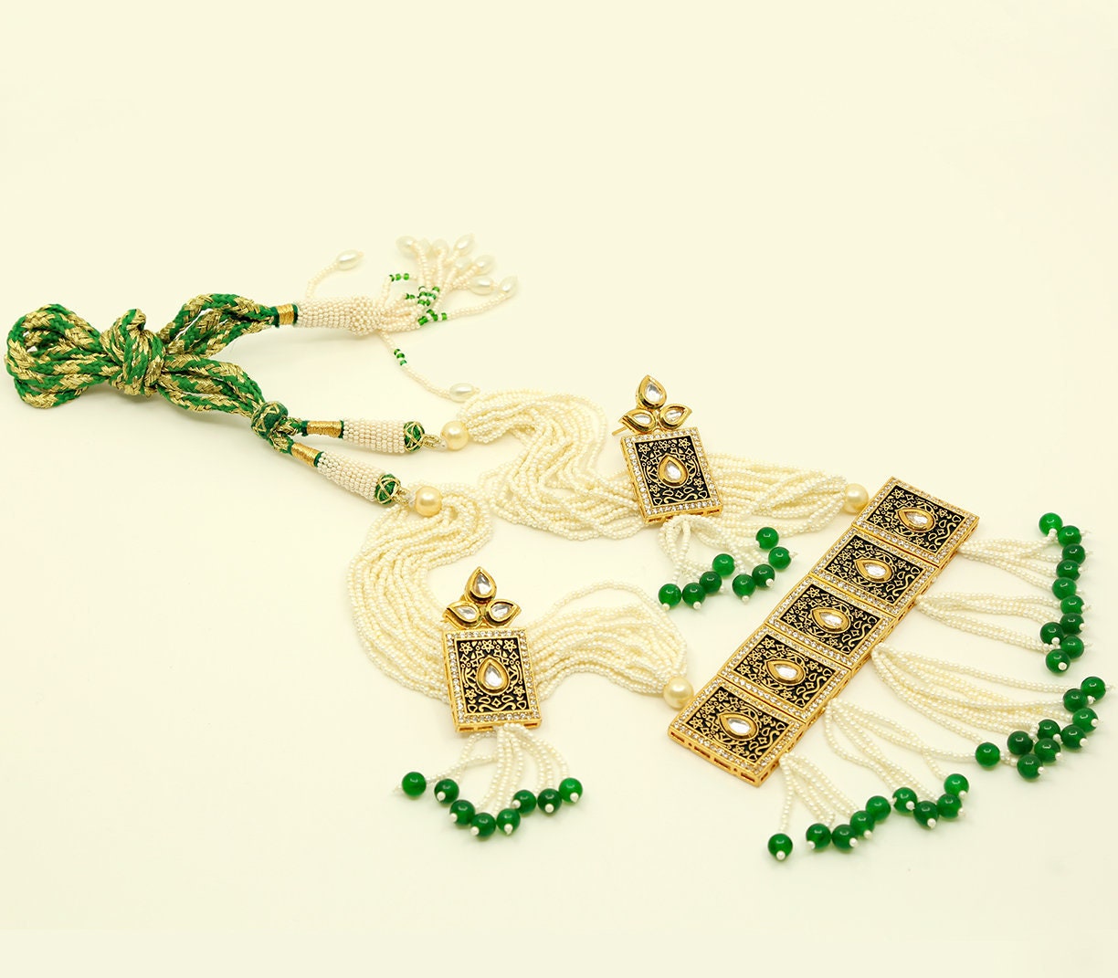 Handmade Green beaded Meenakari Kundan Gold Tone Pendant Bridal Wedding Jewellery for Womens and Girls
