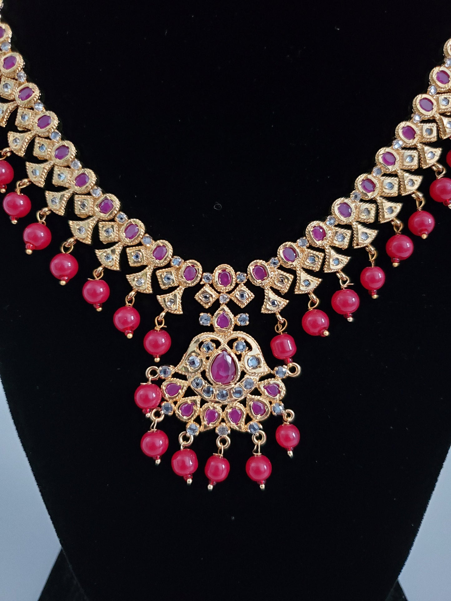 Latest Design Gold Tone Diamond replica Long Necklace with Ruby Red bead Jewellery