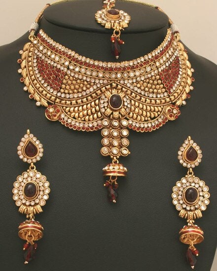 Costume fashion bridal necklace set with red and clear stones jewelry