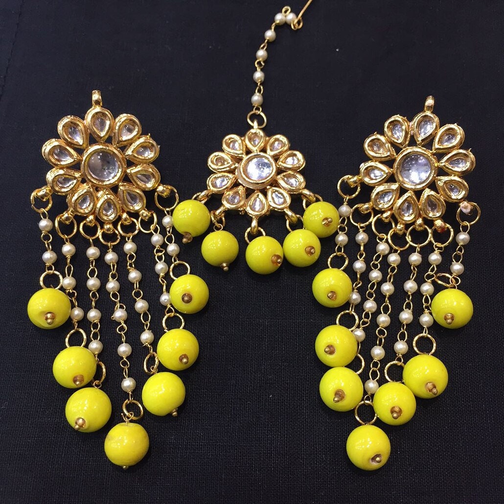 Discover 211+ yellow colour earrings best