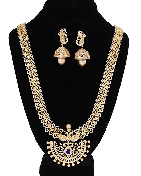Buy Traditional South Indian Jewellery Online – Gehna Shop