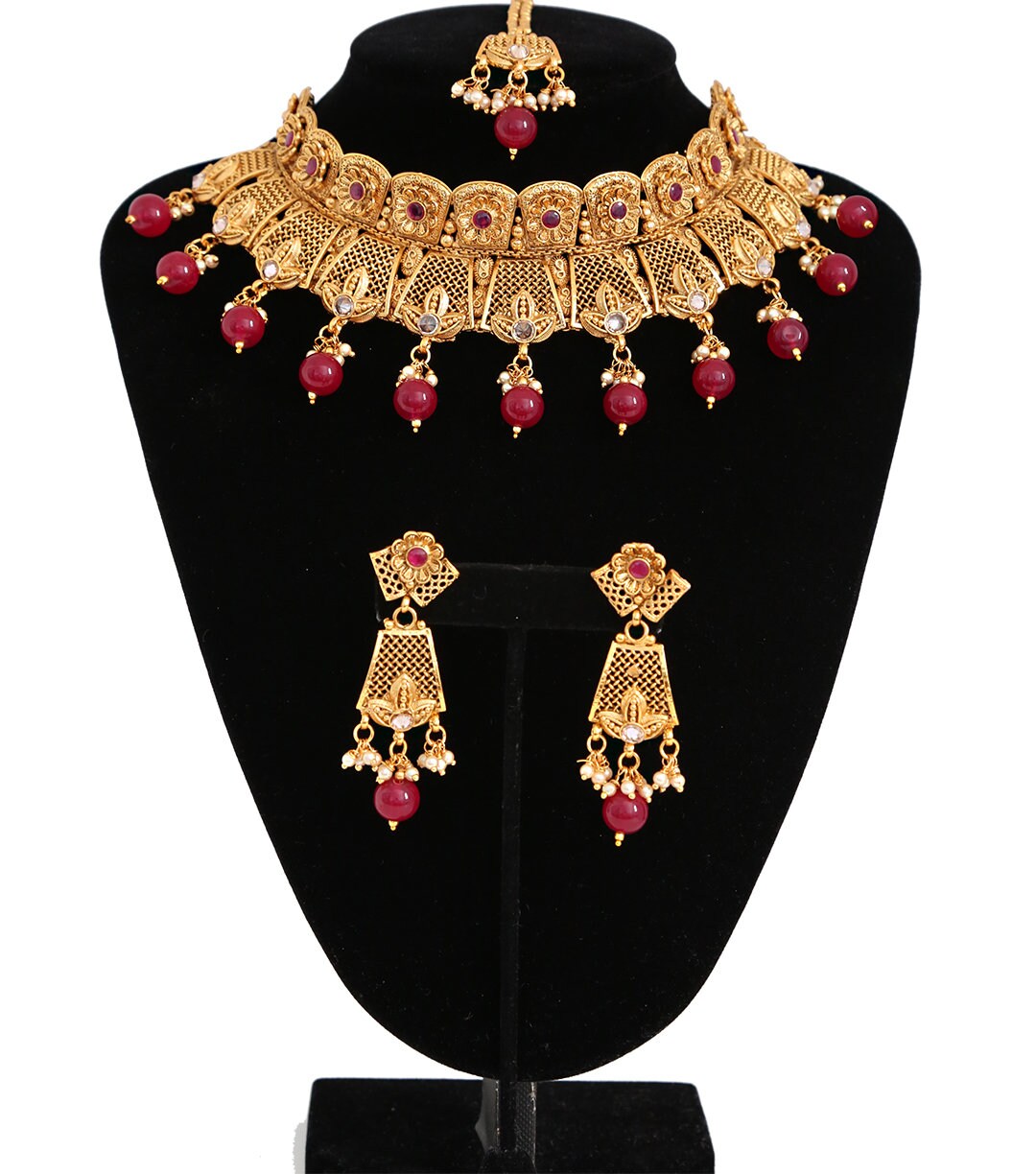 Indian Bridal Jewelry necklace with Matching earrings and Maang Tikka Kundan|Antique Gold Kundan Polki Wedding Jewelry|Ruby Round Stones