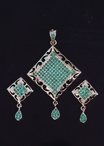 Ethnic Indian Bollywood Traditional Fashion costume Pendant Earrings jewelry set|Birthday Gift|Ladies Pendant|Bridesmaid Jewellery