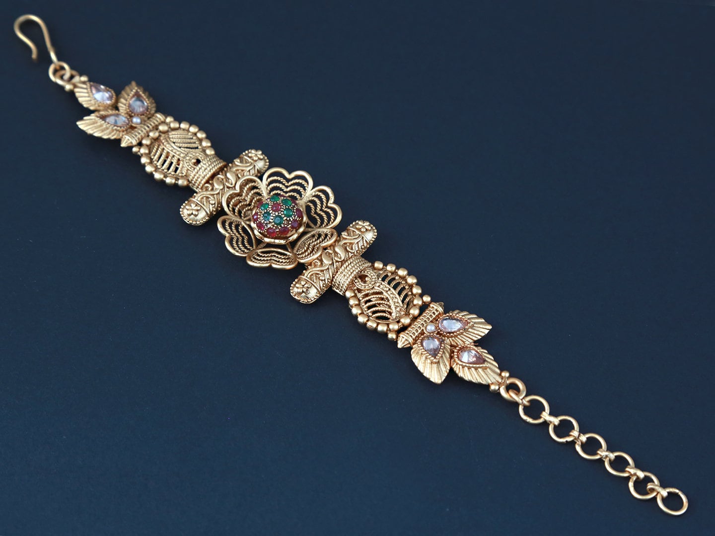 Pearl Flower Beaded Bracelet – Desi Street Finest Handicraft Private Limited