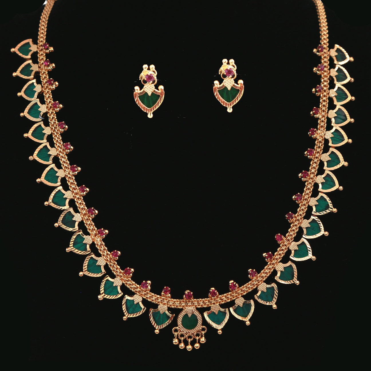 NG101064 - Gold Tone Kerala Style Necklace Set – Kaya Online
