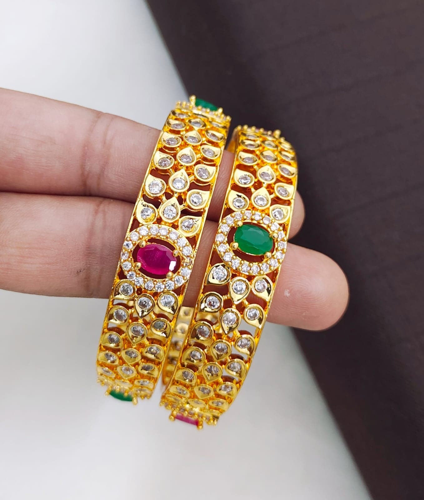 Kada bangle deals designs in gold