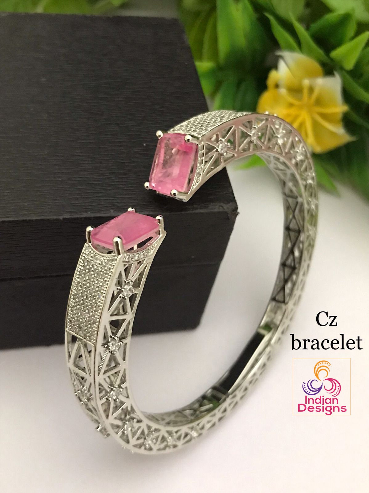 Amazon.com: Diamond Cut With Glossy Finish Glass Bracelet/Kada For Women  And Girls 2 PCS (2.8, Blue) : Handmade Products